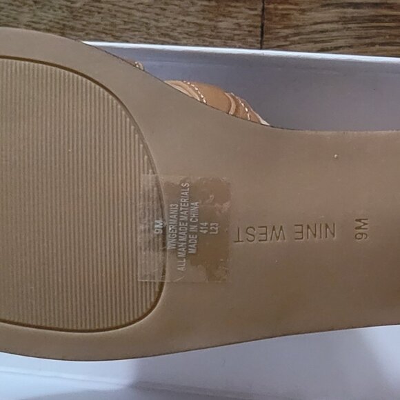 New in box Nine West Germani3 - Picture 6 of 7